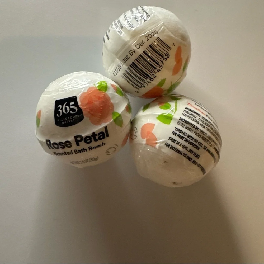 365 by Whole Foods Market Rose Petal Scented Bath Bombs